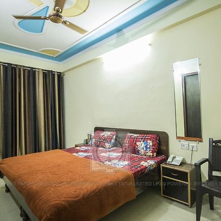 Hotel Gopi Dham Haridwār Exterior foto