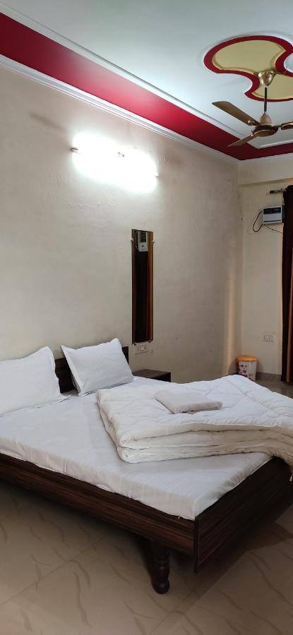 Hotel Gopi Dham Haridwār Exterior foto
